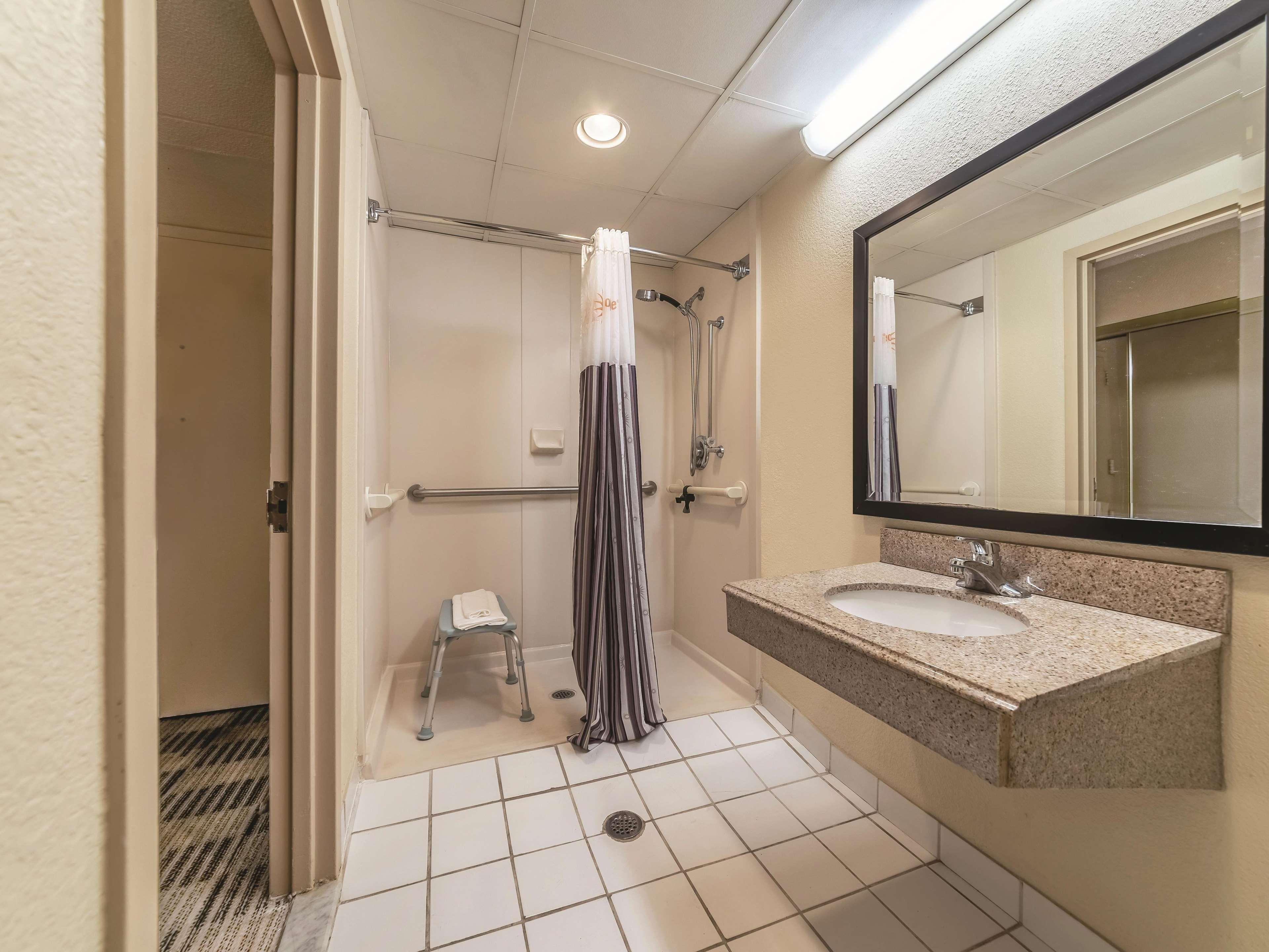 Ramada Inn By Wyndham Fairfield Nj Ngoại thất bức ảnh