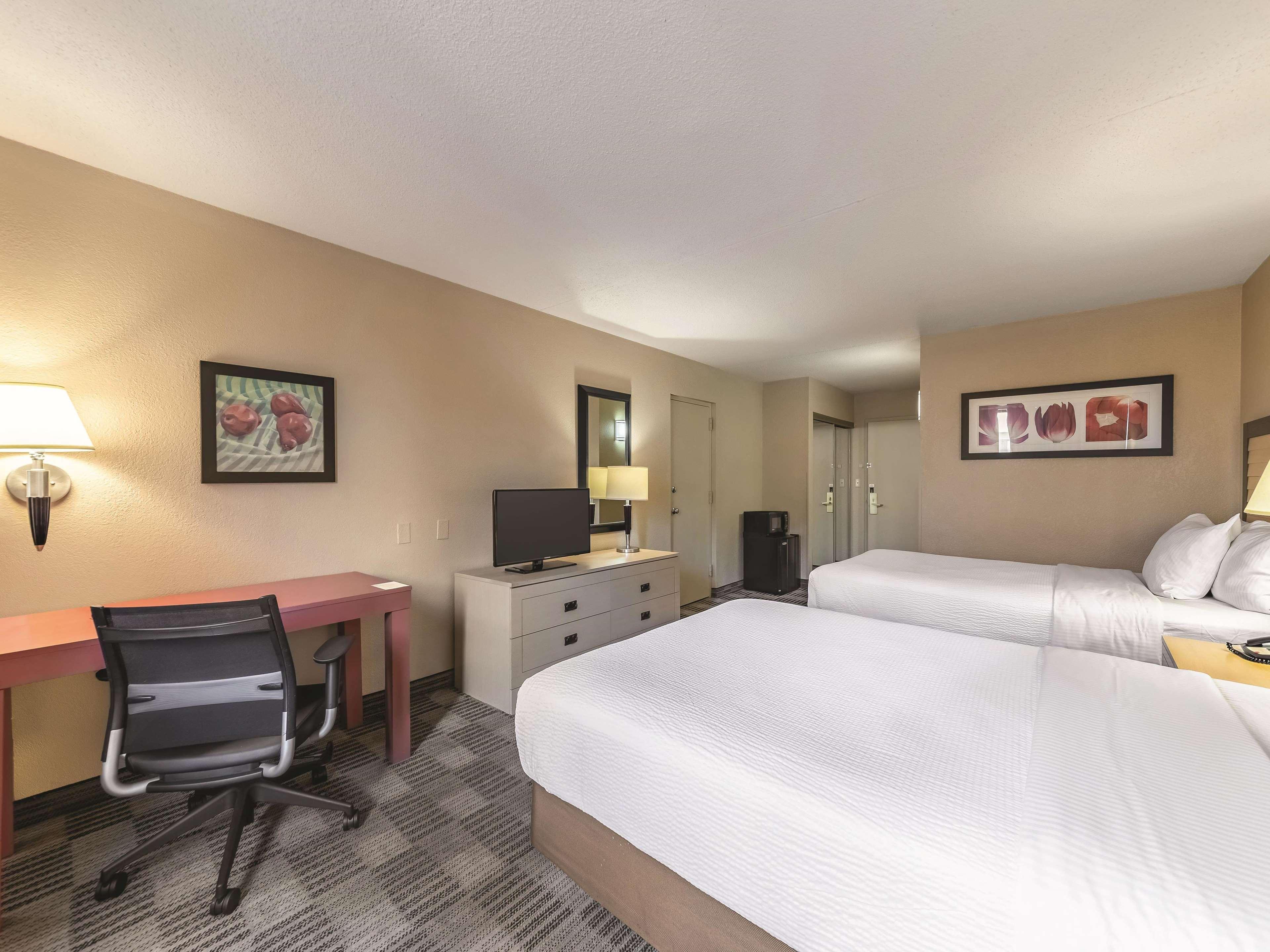 Ramada Inn By Wyndham Fairfield Nj Ngoại thất bức ảnh