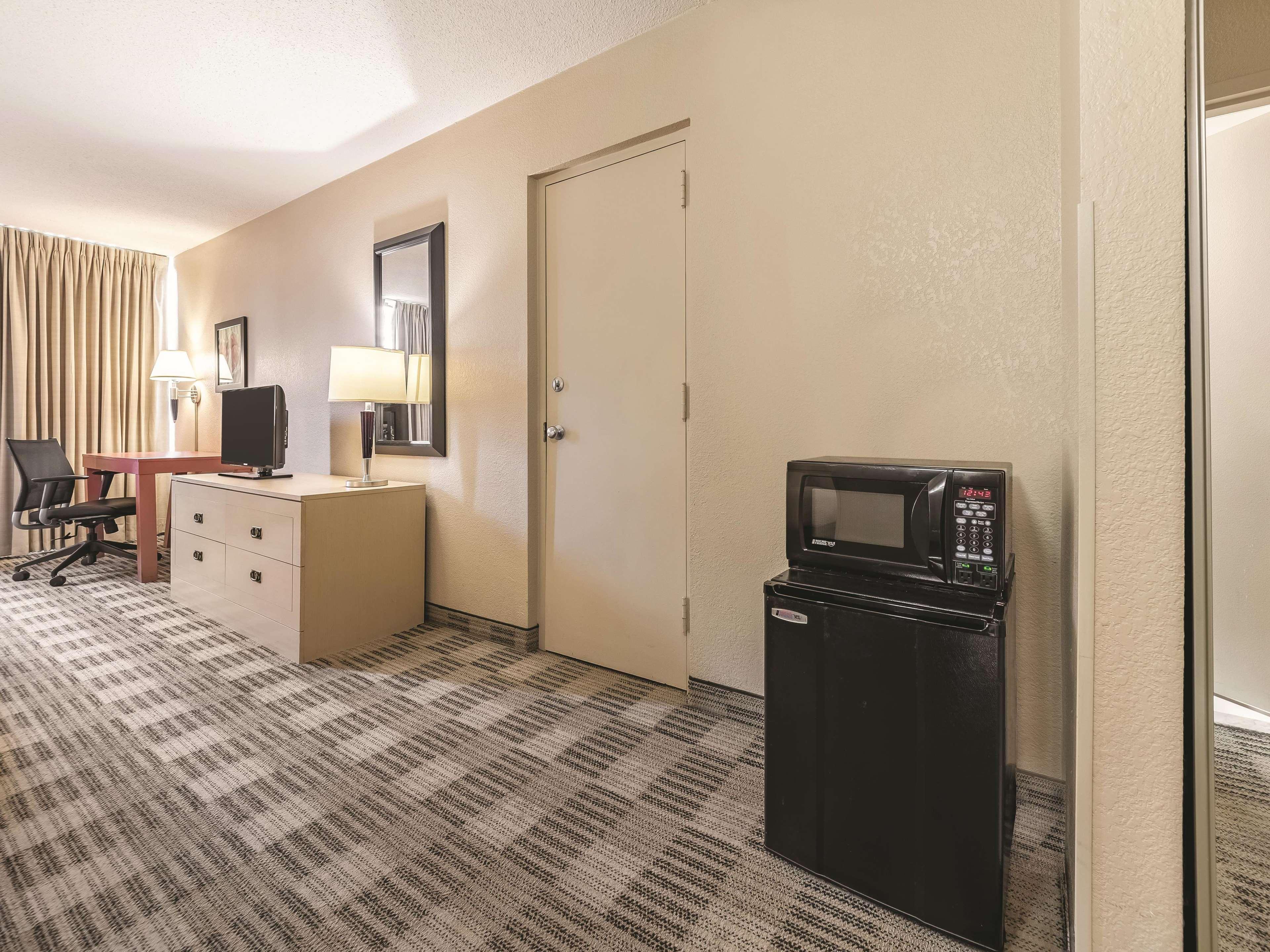 Ramada Inn By Wyndham Fairfield Nj Ngoại thất bức ảnh