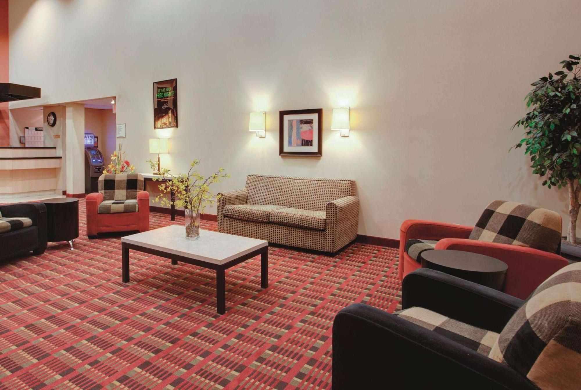 Ramada Inn By Wyndham Fairfield Nj Ngoại thất bức ảnh