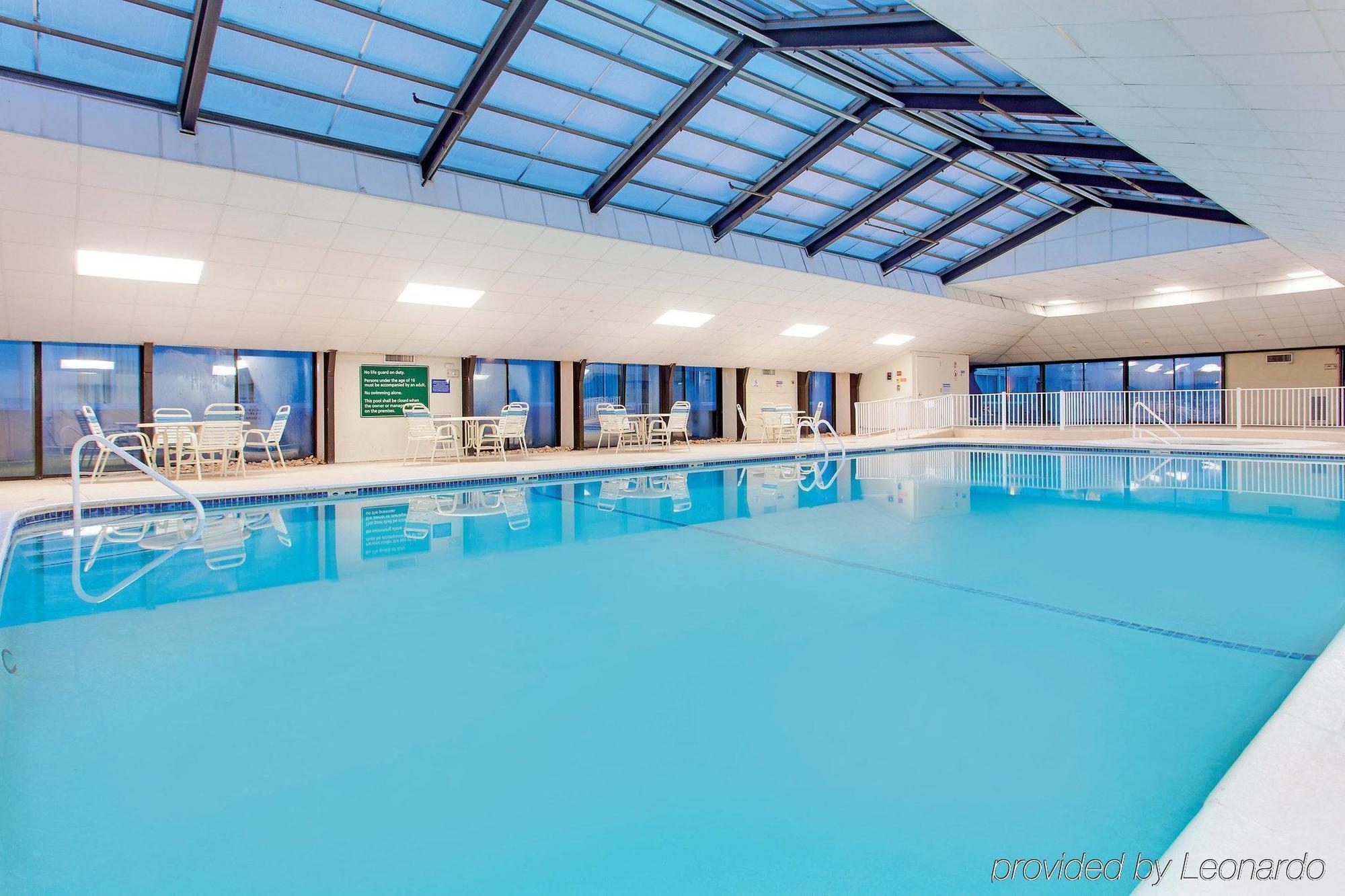 Ramada Inn By Wyndham Fairfield Nj Ngoại thất bức ảnh